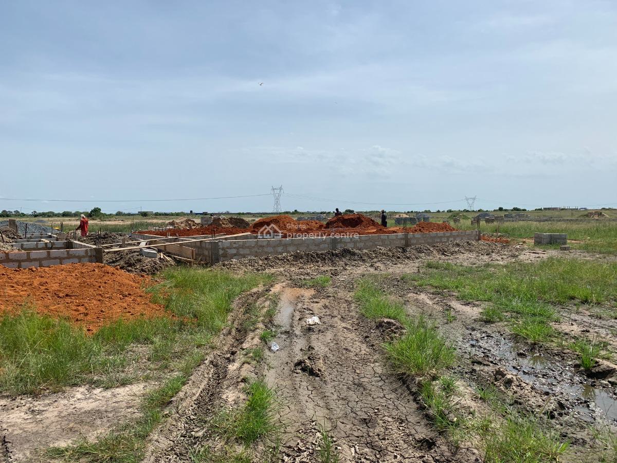 Solomon Court, Prampram Clean Documents, Easy Access, African Ancestral Walls, Ningo Prampram District, Accra, Mixed-use Land for Sale