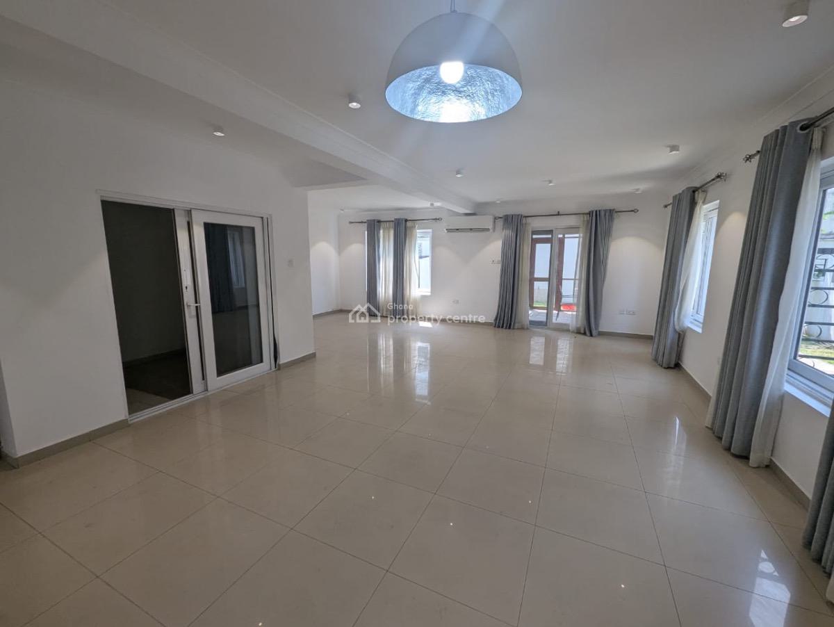 4 Bedrooms at Cantonments, Embassy Court, Cantonments, Accra, Terraced Duplex for Rent