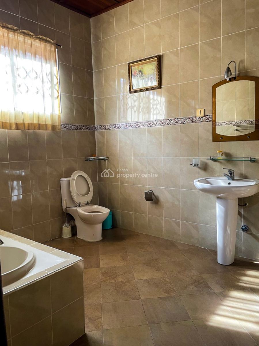 Executive Furnished 5 Bedroom, Kadjebi, Volta Region, House for Rent