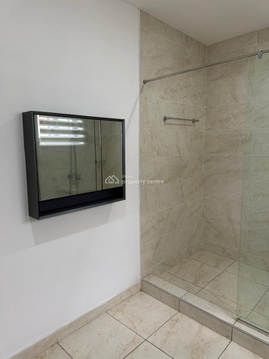 Executive Furnished  4 Bedrooms, Labadi-aborm, Accra, Townhouse for Rent