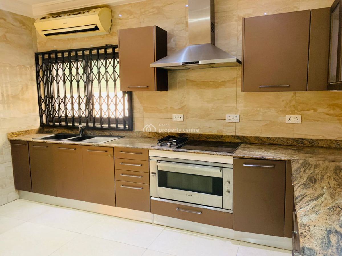 Executive  All Ensuit  4 Bedrooms, Airport Residential Area, Accra, House for Rent