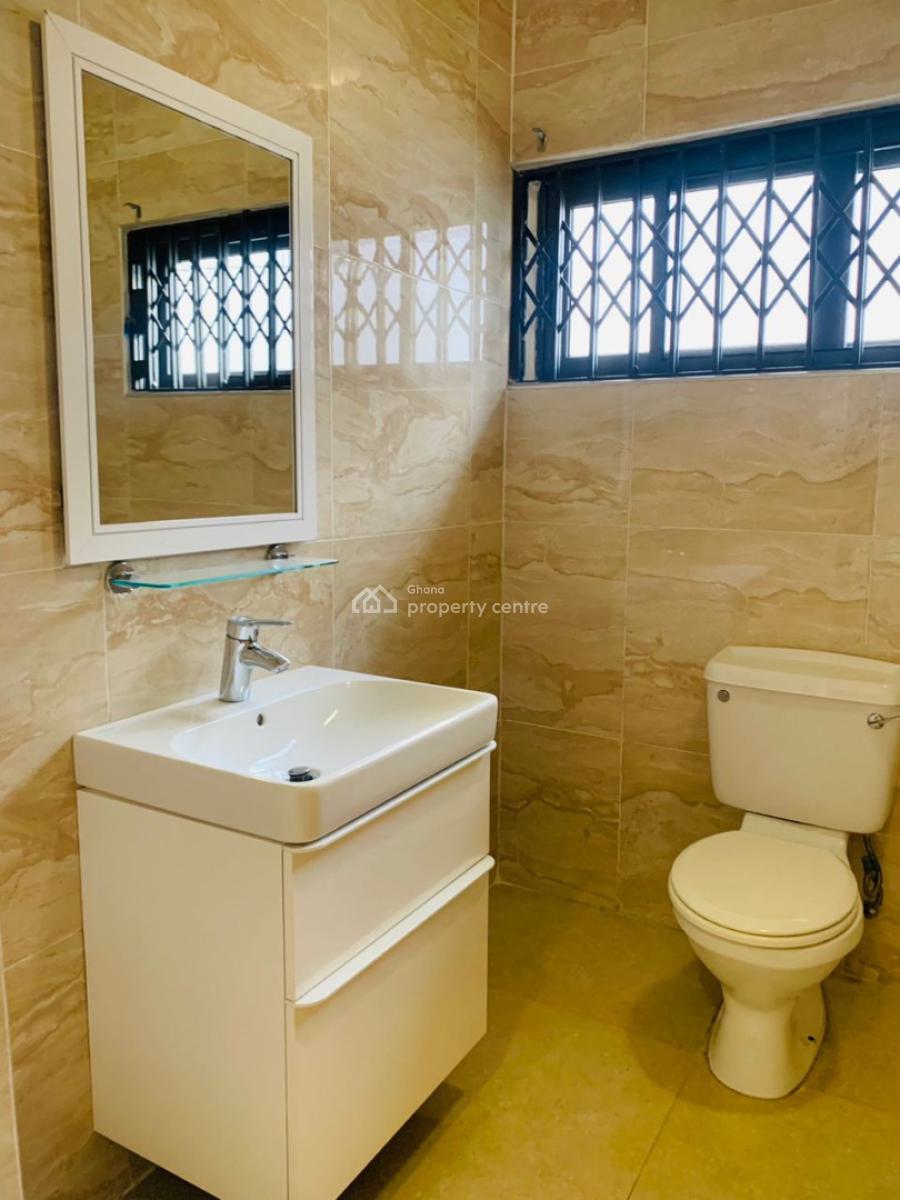 Executive  All Ensuit  4 Bedrooms, Airport Residential Area, Accra, House for Rent