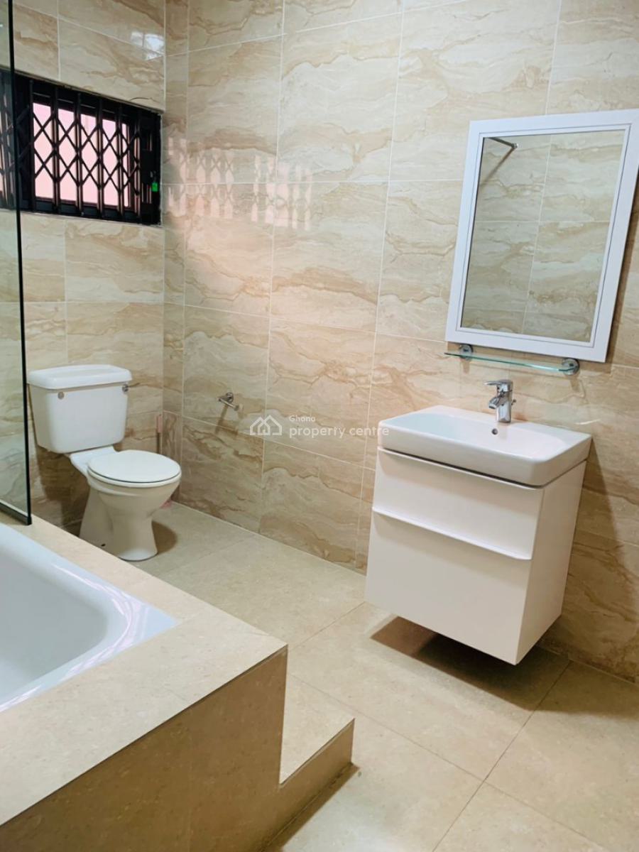 Executive  All Ensuit  4 Bedrooms, Airport Residential Area, Accra, House for Rent
