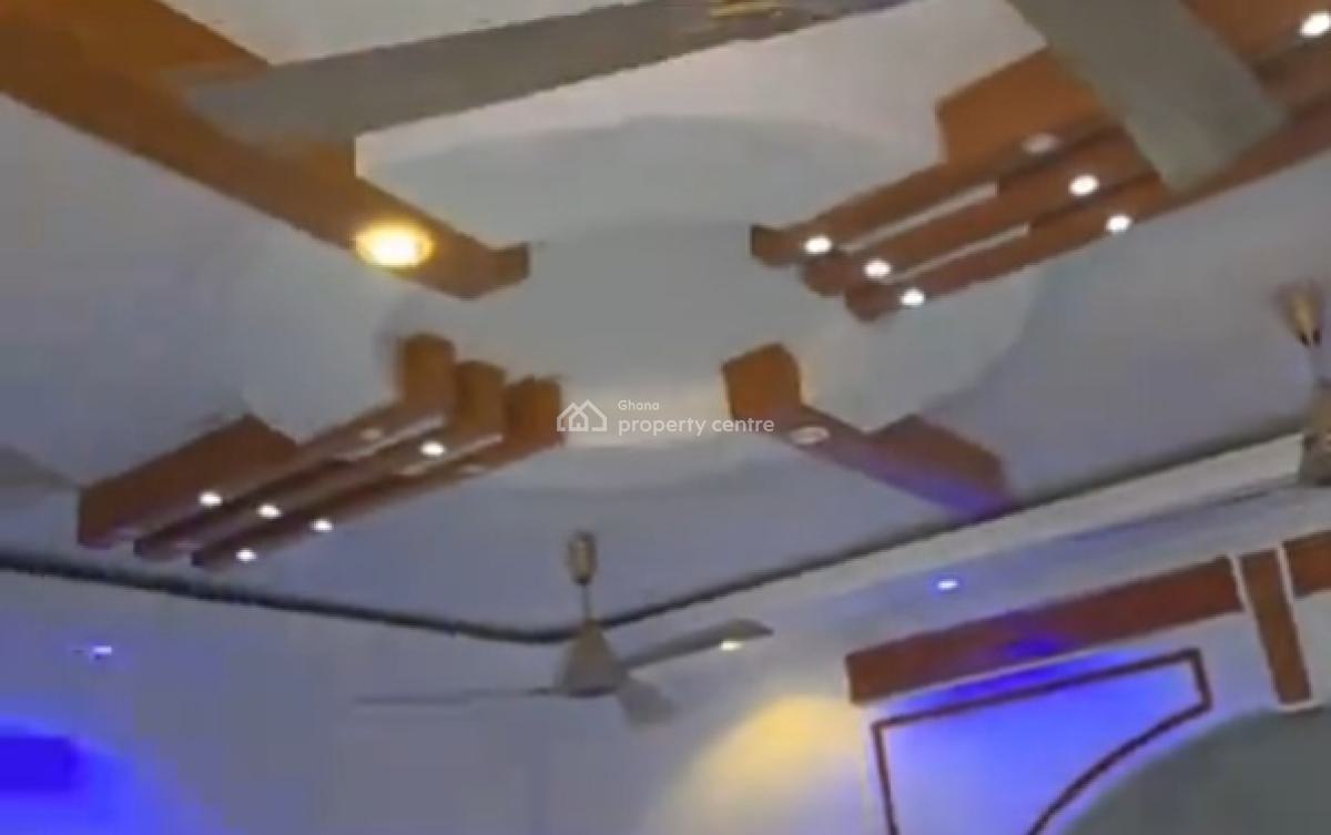 4 Bedrooms  ( Full Plot), Adankwame,  on Abrepo Asuofia Road, Kumasi Metropolitan, Ashanti, House for Sale