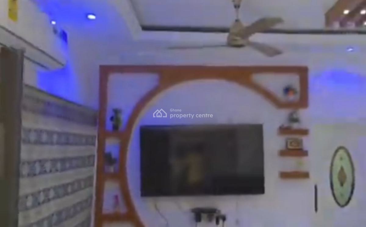 4 Bedrooms  ( Full Plot), Adankwame,  on Abrepo Asuofia Road, Kumasi Metropolitan, Ashanti, House for Sale