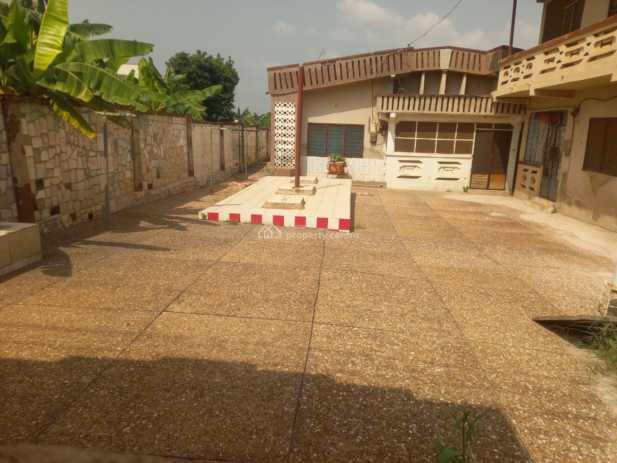 12 Bedrooms, Tanoso, Near Sofoline, Abuakwa., Kumasi Metropolitan, Ashanti, House for Sale