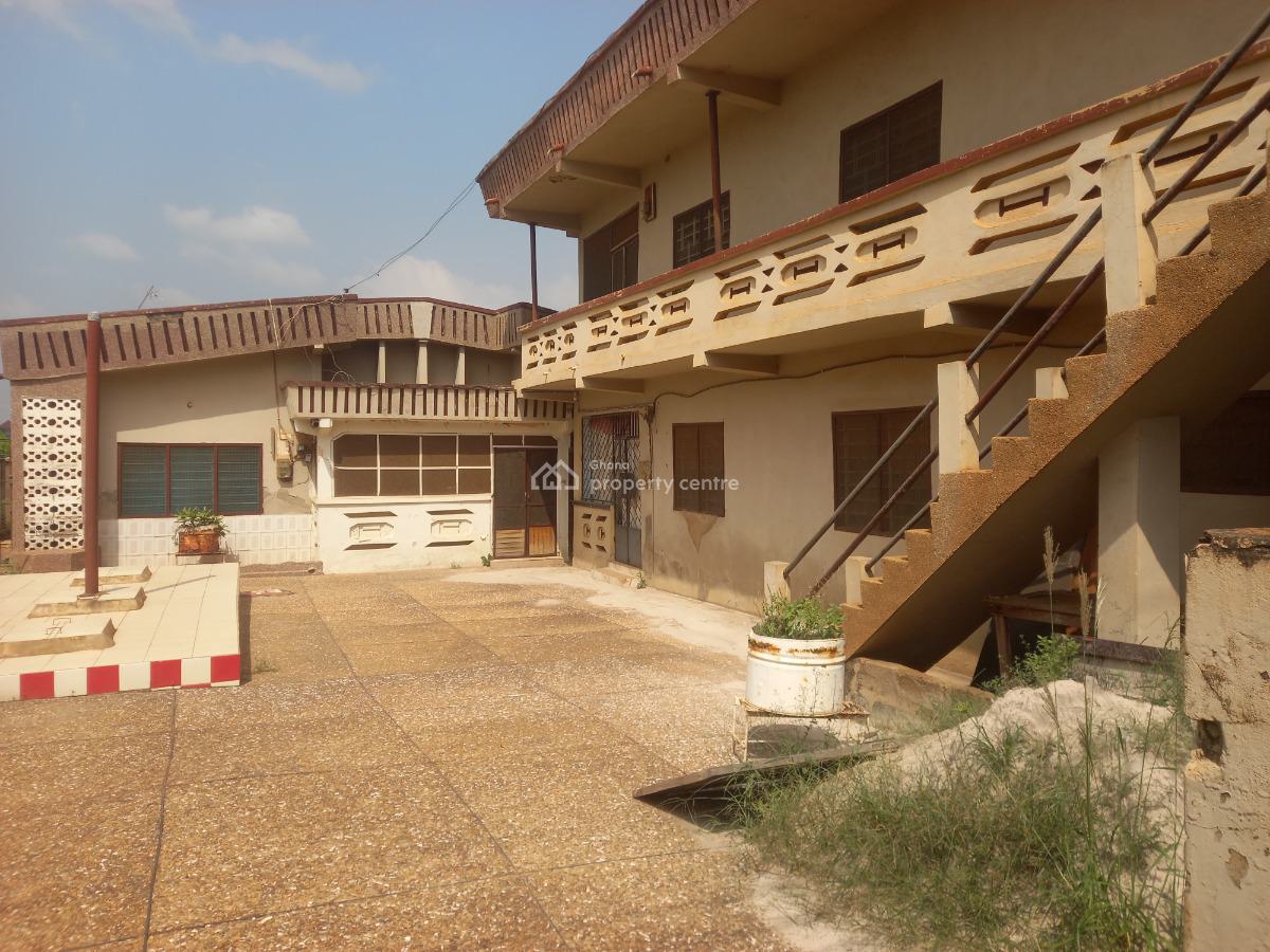 12 Bedrooms, Tanoso, Near Sofoline, Abuakwa., Kumasi Metropolitan, Ashanti, House for Sale