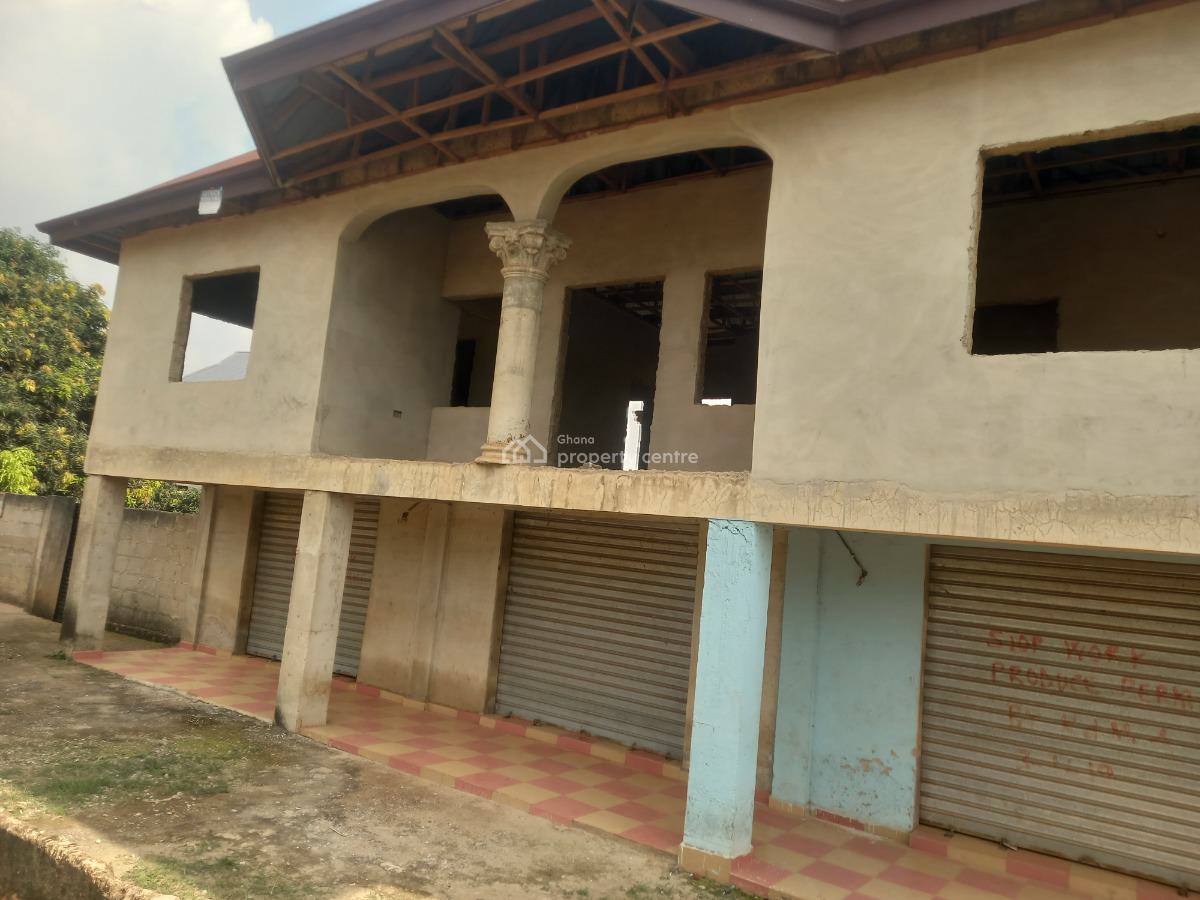 10 Bedrooms & 3 Stores / Shops, Kwadaso Estate, Near Sofoline, Pataase., Kumasi Metropolitan, Ashanti, House for Sale