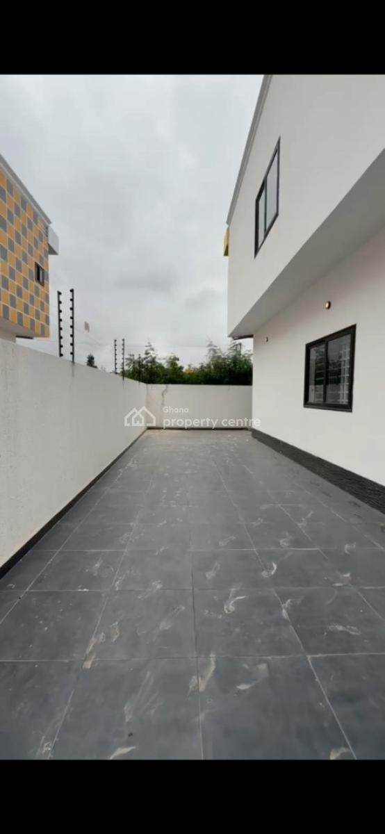 Executive All En-suite Gated Community 4 Bedroom, Spintex, Accra, Townhouse for Sale