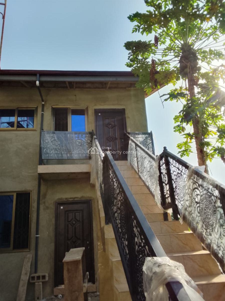 One Bedroom Self Contain, Teshie Bushroad Police Statoin, Teshie-nungua Estates, Accra, Mini Flat for Rent