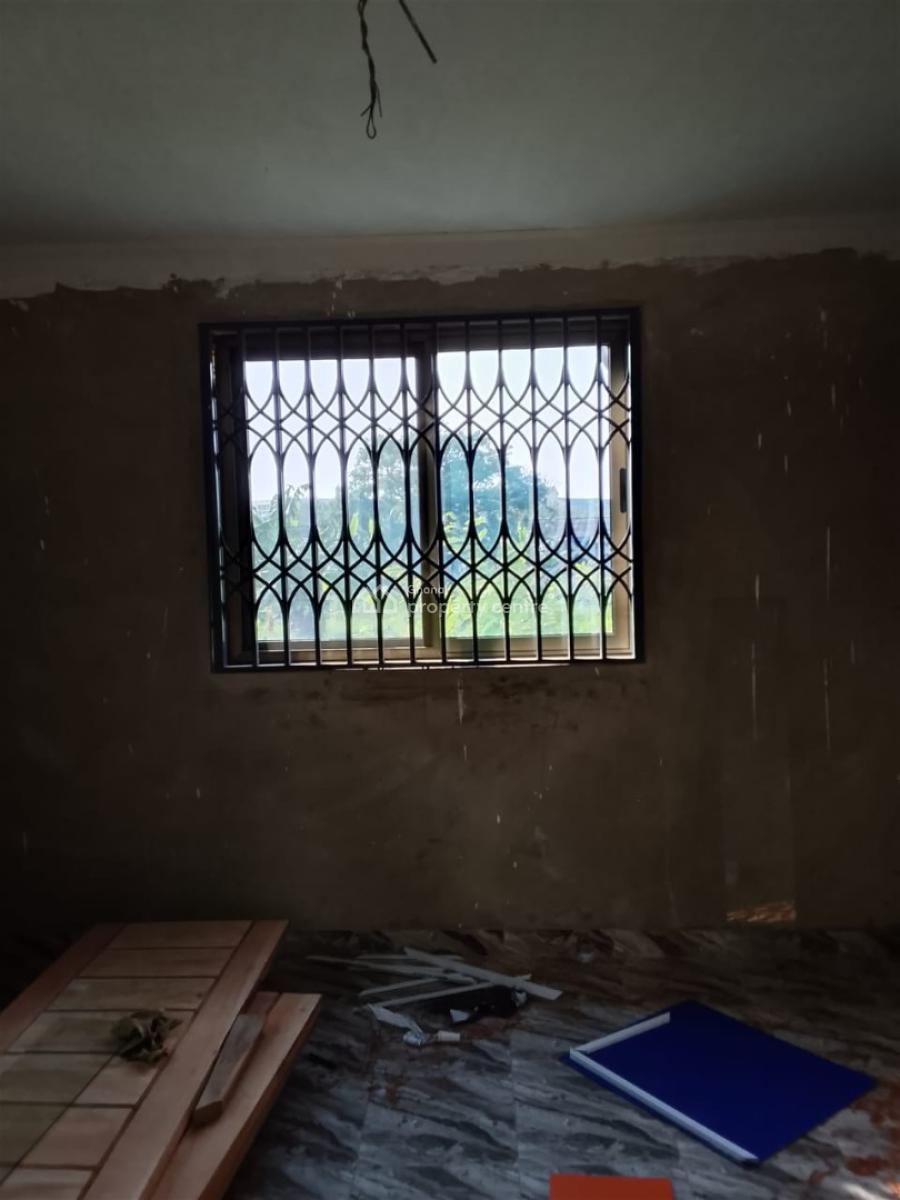 One Bedroom Self Contain, Teshie Bushroad Police Statoin, Teshie-nungua Estates, Accra, Mini Flat for Rent
