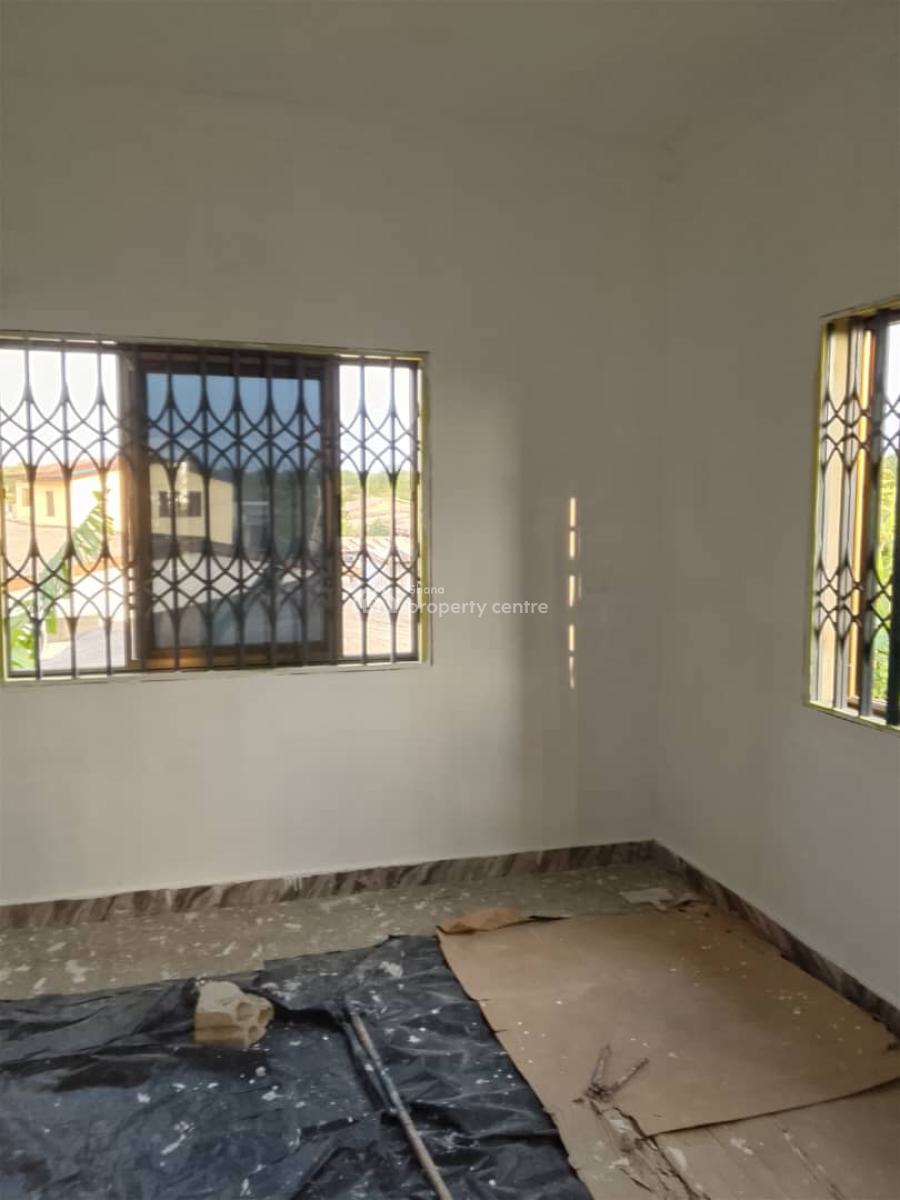One Bedroom Self Contain, Teshie Bushroad Police Statoin, Teshie-nungua Estates, Accra, Mini Flat for Rent