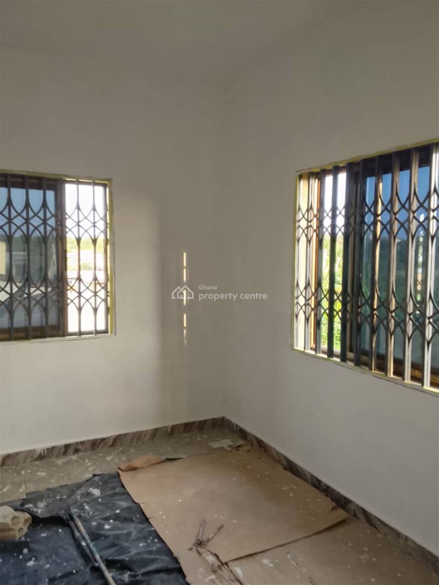 One Bedroom Self Contain, Teshie Bushroad Police Statoin, Teshie-nungua Estates, Accra, Mini Flat for Rent