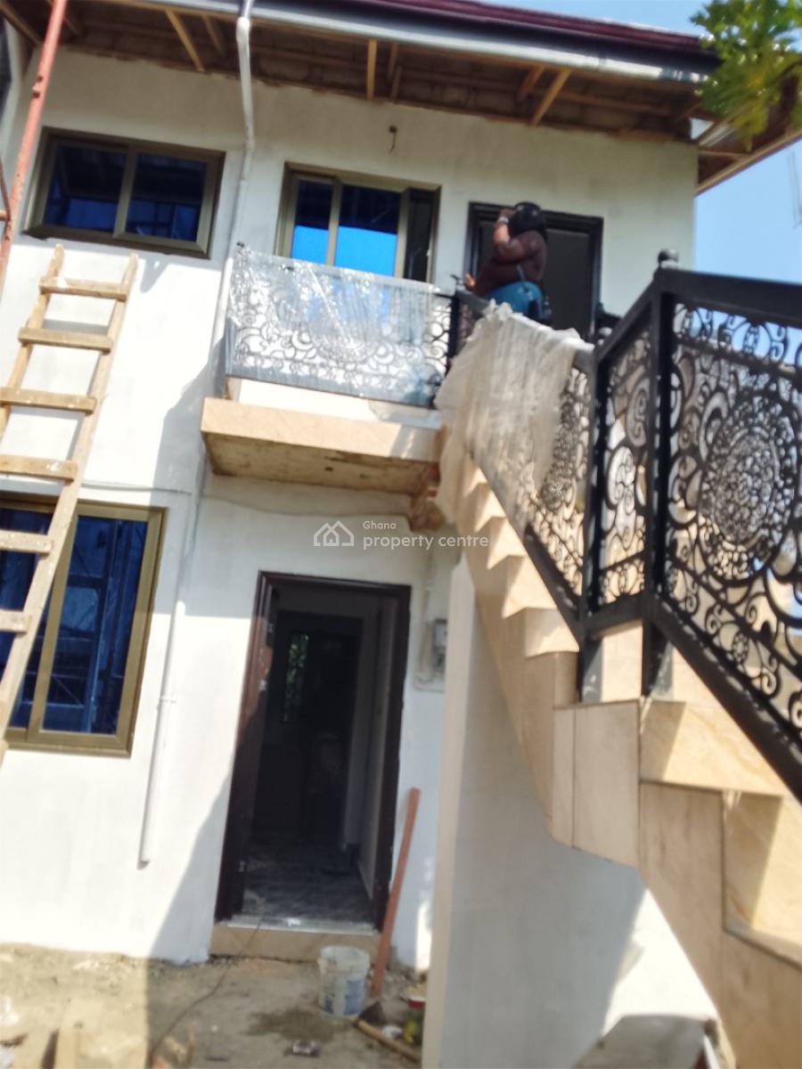 One Bedroom Self Contain, Teshie Bushroad Police Statoin, Teshie-nungua Estates, Accra, Mini Flat for Rent