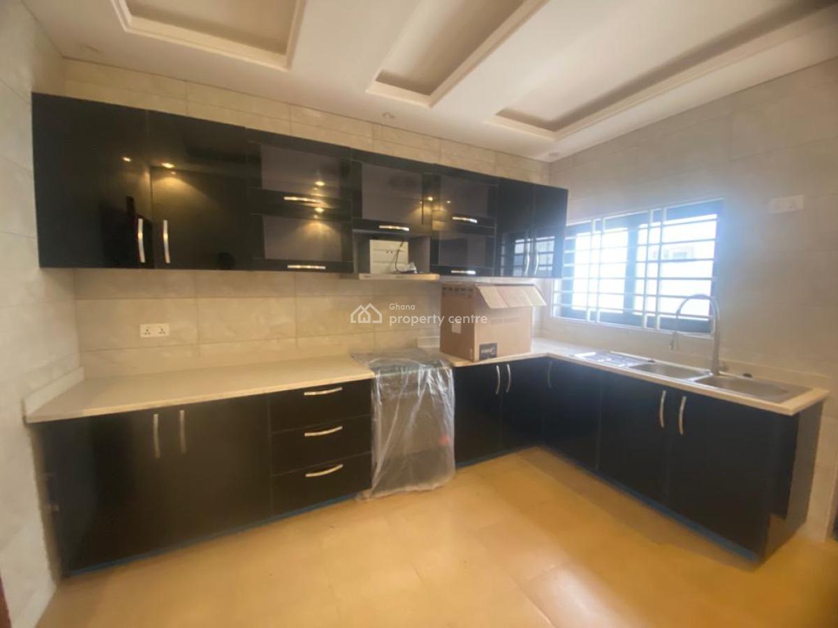 Executive 3 Bedrooms House, Ghana Flag, Oyarifa, La Nkwantanang Madina Municipal, Accra, House for Rent