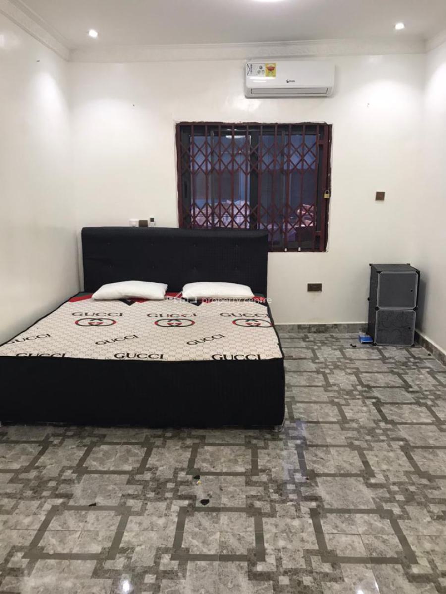 Nice Chamber and Hall, Labadi, La (labadi), La Dade Kotopon Municipal, Accra, House for Rent
