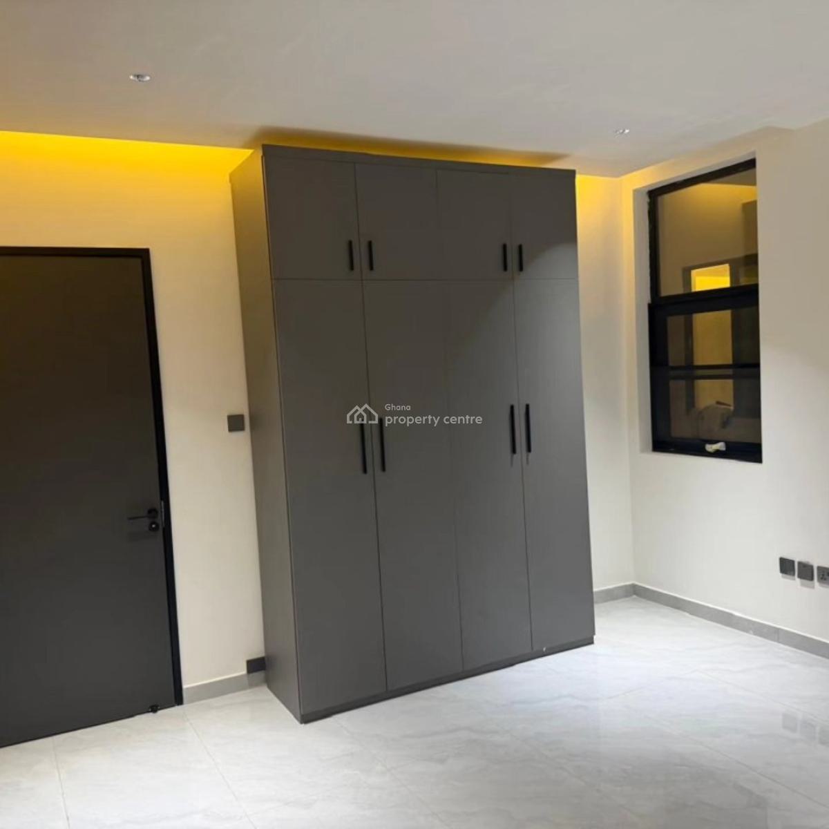 Executive Ensuite 5-bedroom, East Airport, Airport Residential Area, Accra, House for Sale