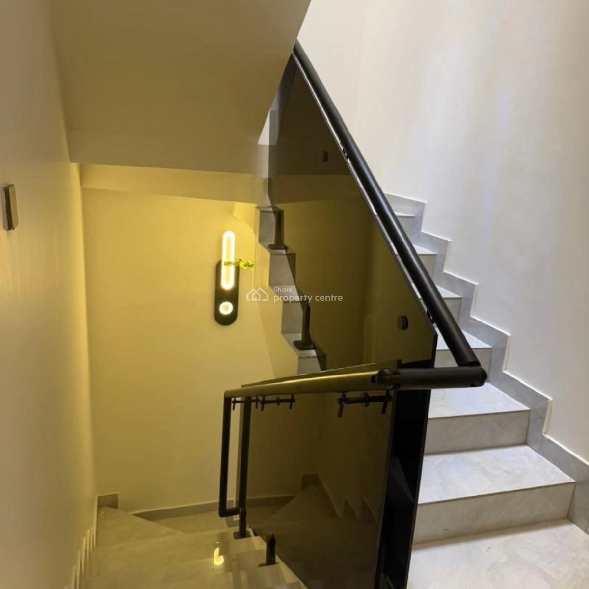 Executive Ensuite 5-bedroom, East Airport, Airport Residential Area, Accra, House for Sale