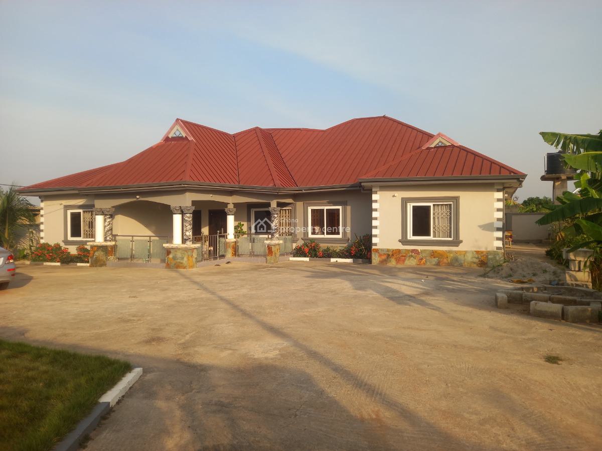 4 Bedrooms, Aputuogya,  on Atonsu Lake Road., Kumasi Metropolitan, Ashanti, House for Sale