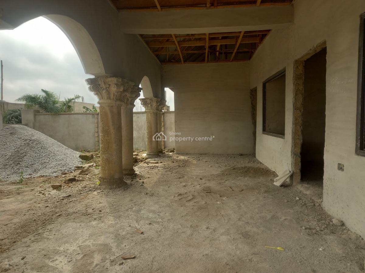 5 Bedrooms, Adesina, on Kenyasi Abrem Road., Kumasi Metropolitan, Ashanti, House for Sale