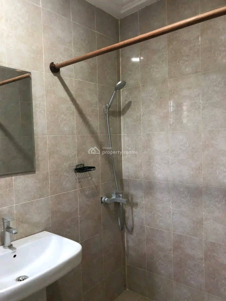 Executive 2-bedroom Apartment @ Bushroad, Bushroad, Teshie-nungua Estates, Accra, Apartment for Rent