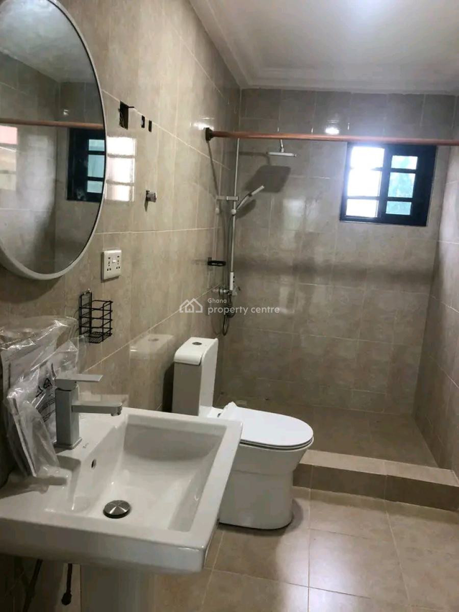 Executive 2-bedroom Apartment @ Bushroad, Bushroad, Teshie-nungua Estates, Accra, Apartment for Rent