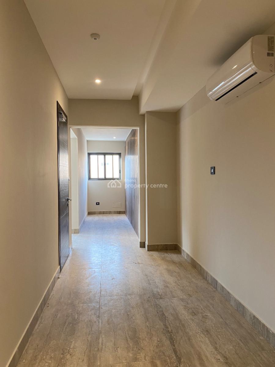 Luxury 4 Bedrooms Penthouse, Boundary Road, East Legon, Accra, Townhouse for Rent