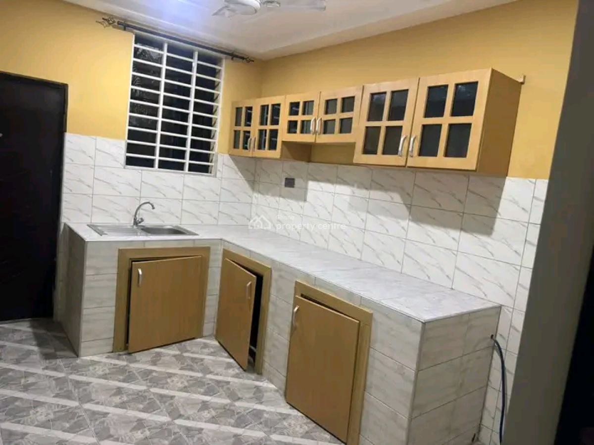 Executive 2-bedroom Apartment @ Tantra Hill, Ga West Municipal, Accra, Apartment for Rent