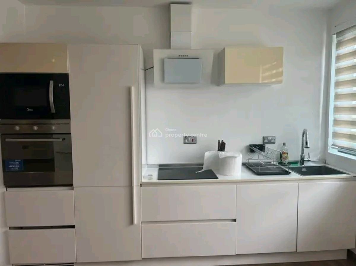 Luxurious Fully Furnished 2/3-bedroom Apartment @ Airport Residential, Airport Residential Area, Accra, Apartment Short Let