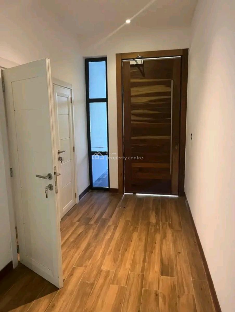 Luxurious Fully Furnished 2/3-bedroom Apartment @ Airport Residential, Airport Residential Area, Accra, Apartment Short Let