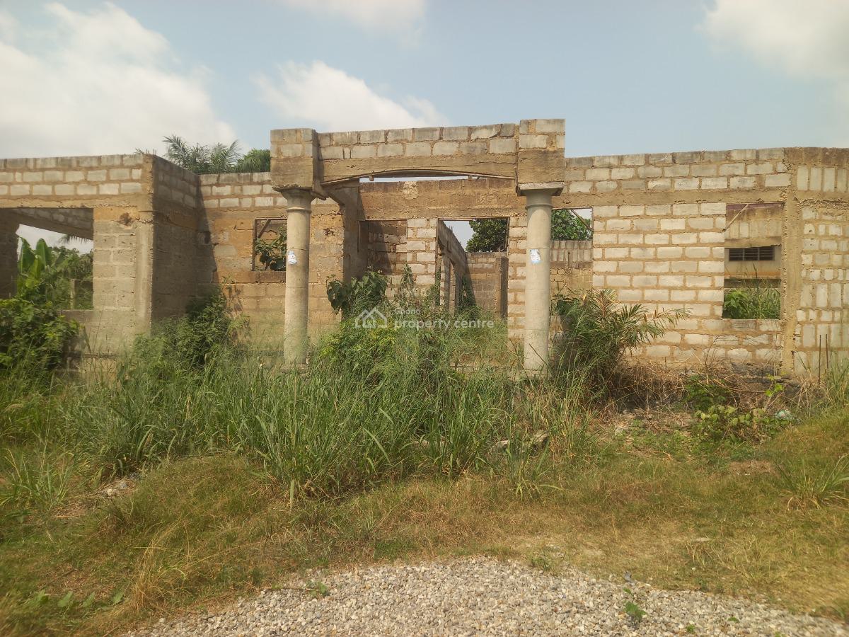 4 Bedrooms  ( 3rd House From Main Asphalt Road), Kenyasi Adwumam, Kumasi Metropolitan, Ashanti, House for Sale