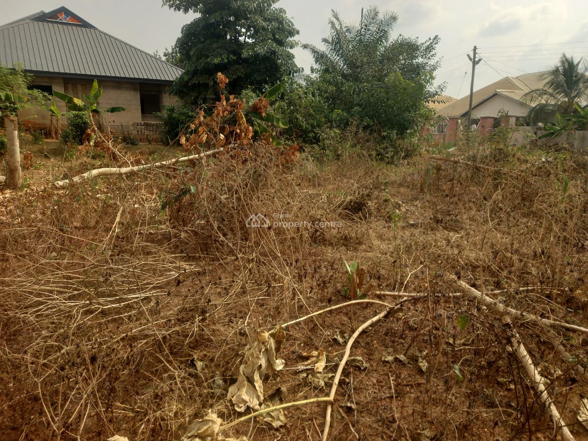 Plot, Anwomaso, on Tech Ejisu Road., Kumasi Metropolitan, Ashanti, Land for Sale