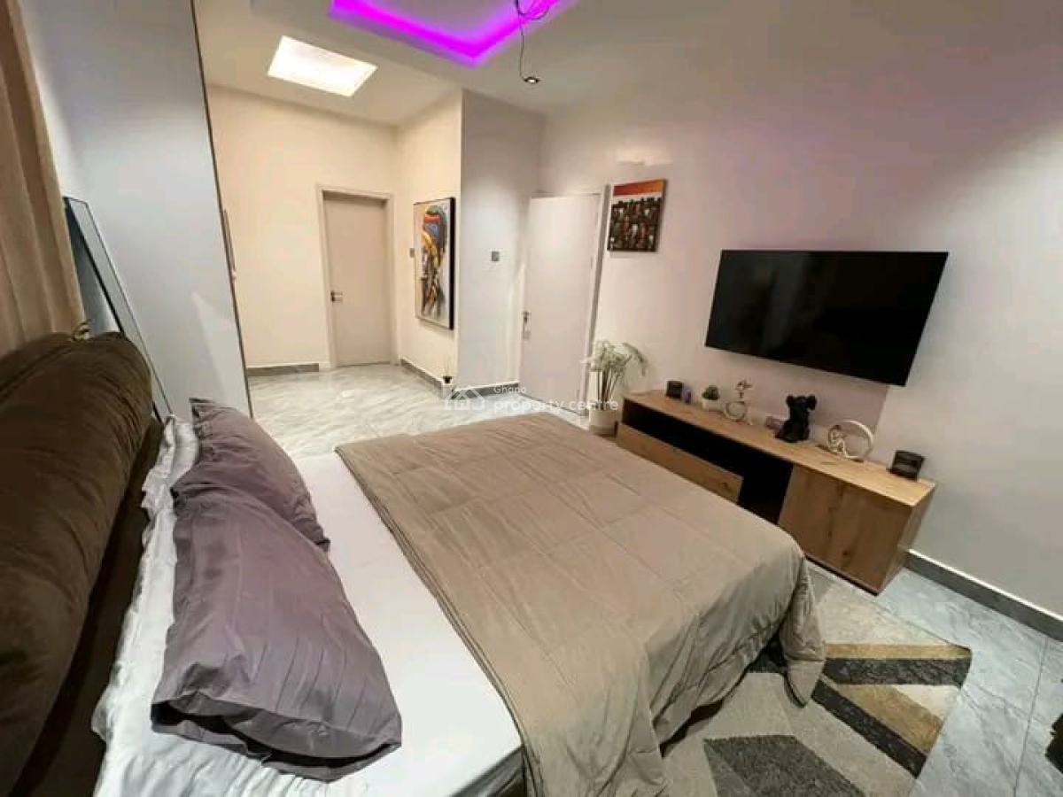 Luxurious Fully Furnished 4-bedroom Townhouse @  East Legon, East Legon, Accra, House Short Let