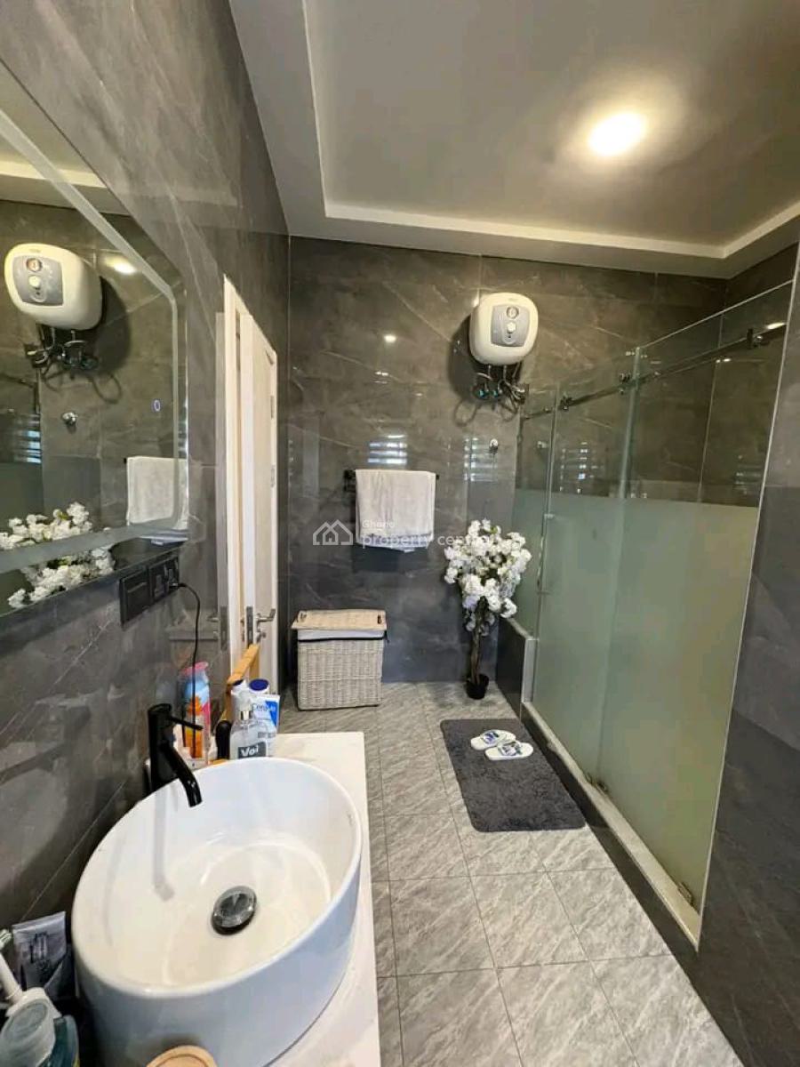 Luxurious Fully Furnished 4-bedroom Townhouse @  East Legon, East Legon, Accra, House Short Let