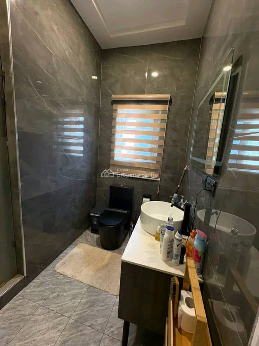 Luxurious Fully Furnished 4-bedroom Townhouse @  East Legon, East Legon, Accra, House Short Let
