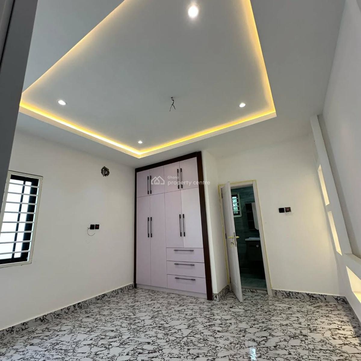 Executive 4 Bedrooms, Spintex, Accra, House for Sale