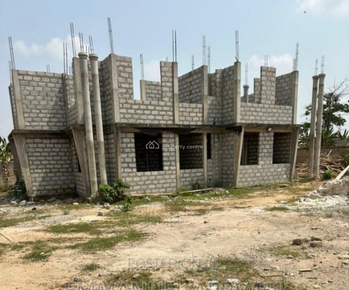School  ( on 4 Plots) 2 Building Structures, Ejisu Besease, Ejisu-juaben Municipal, Ashanti, Commercial Property for Sale