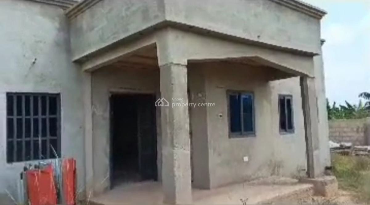 1 Bedroom & Hall House ( Full Plot), Aputuogya,  on Atonsu Lake Road., Kumasi Metropolitan, Ashanti, House for Sale