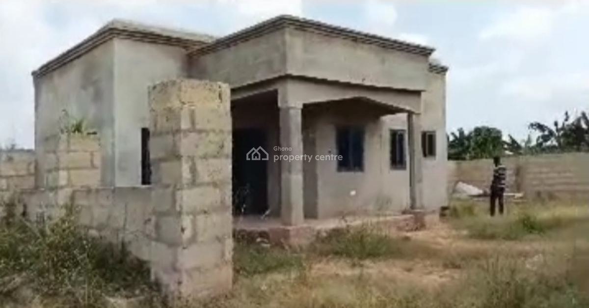 1 Bedroom & Hall House ( Full Plot), Aputuogya,  on Atonsu Lake Road., Kumasi Metropolitan, Ashanti, House for Sale