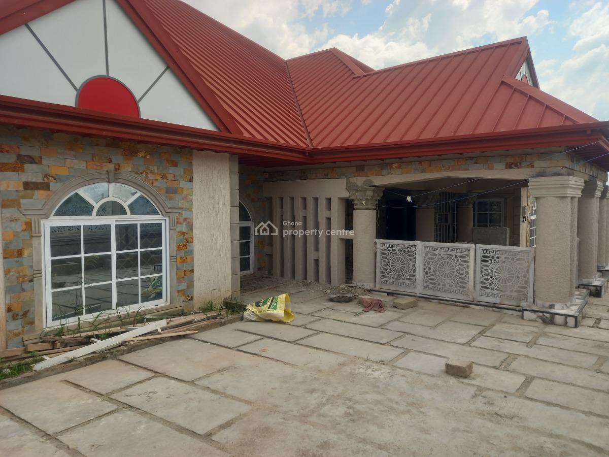 8 Bedrooms ( Furnished), Esereso Adagya, Atonsu Aputuogya Road., Kumasi Metropolitan, Ashanti, House for Sale