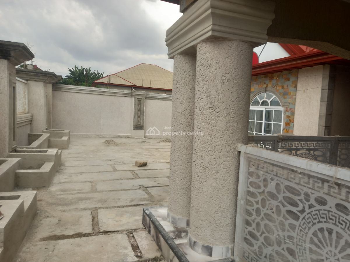 8 Bedrooms ( Furnished), Esereso Adagya, Atonsu Aputuogya Road., Kumasi Metropolitan, Ashanti, House for Sale