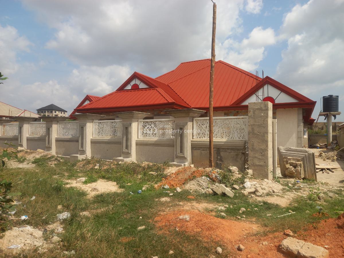 8 Bedrooms ( Furnished), Esereso Adagya, Atonsu Aputuogya Road., Kumasi Metropolitan, Ashanti, House for Sale