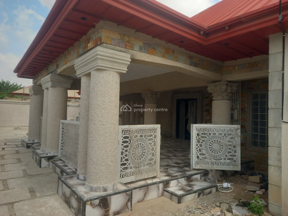 8 Bedrooms ( Furnished), Esereso Adagya, Atonsu Aputuogya Road., Kumasi Metropolitan, Ashanti, House for Sale