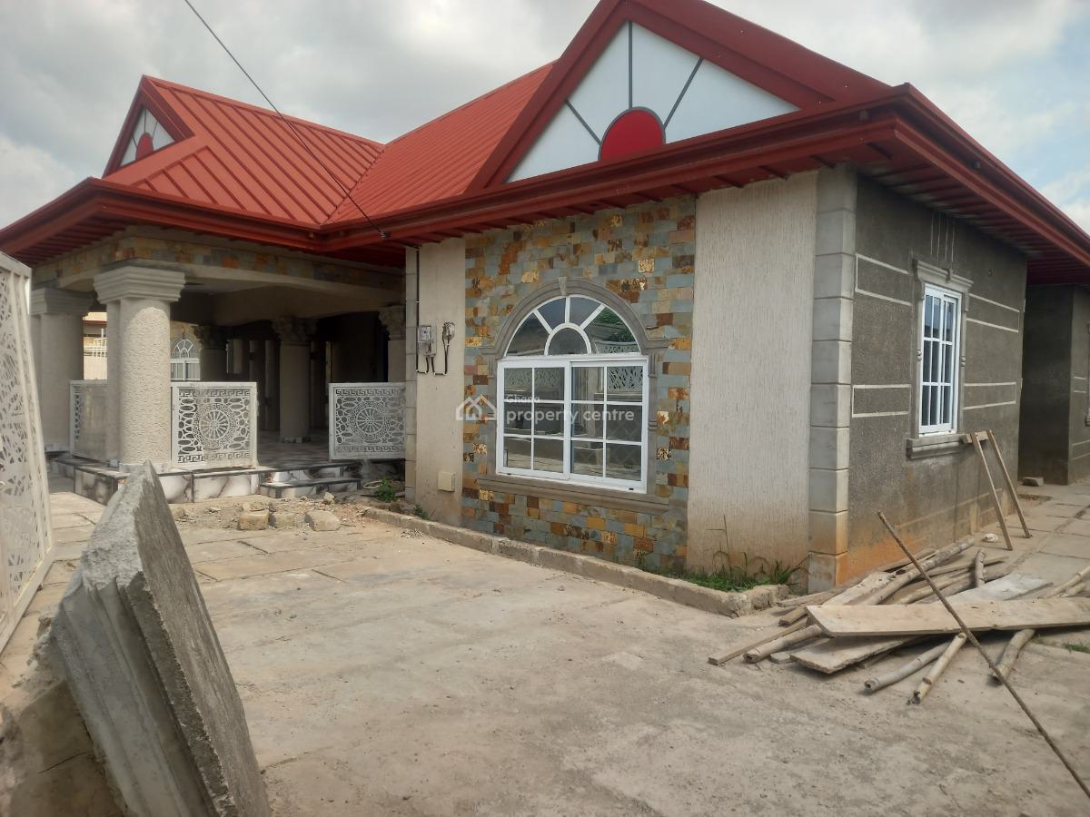 8 Bedrooms ( Furnished), Esereso Adagya, Atonsu Aputuogya Road., Kumasi Metropolitan, Ashanti, House for Sale