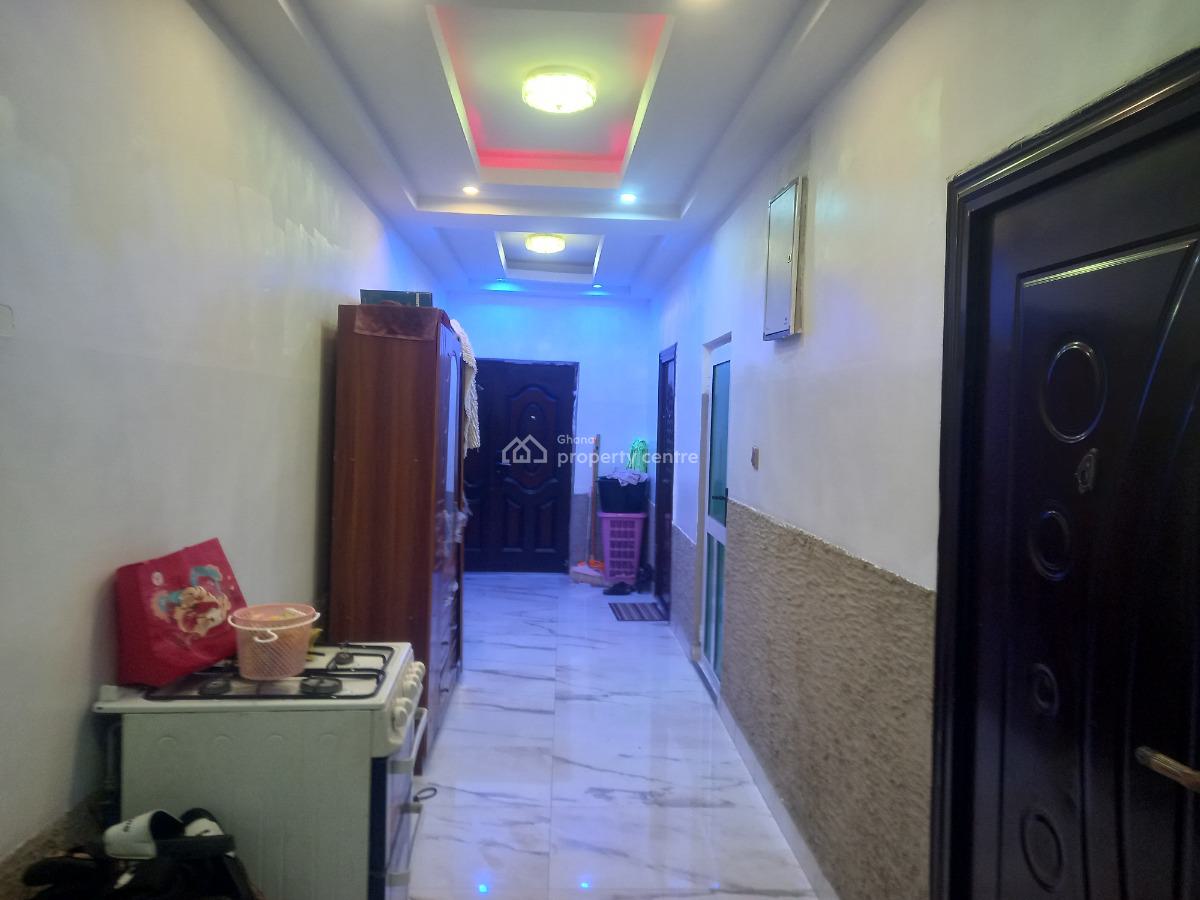 8 Bedrooms, Kenyasi Abrem, Kumasi Metropolitan, Ashanti, House for Sale