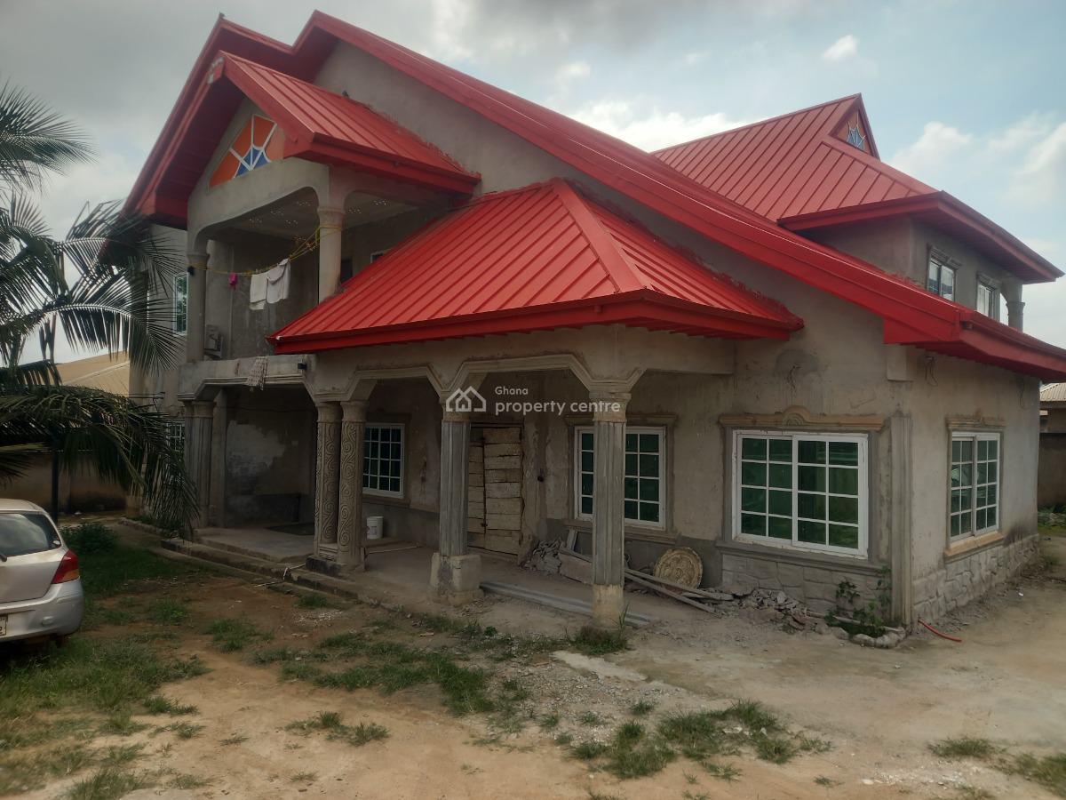 8 Bedrooms, Kenyasi Abrem, Kumasi Metropolitan, Ashanti, House for Sale