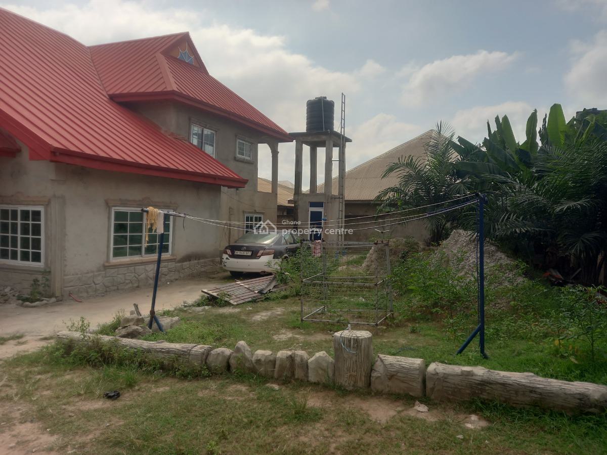 8 Bedrooms, Kenyasi Abrem, Kumasi Metropolitan, Ashanti, House for Sale