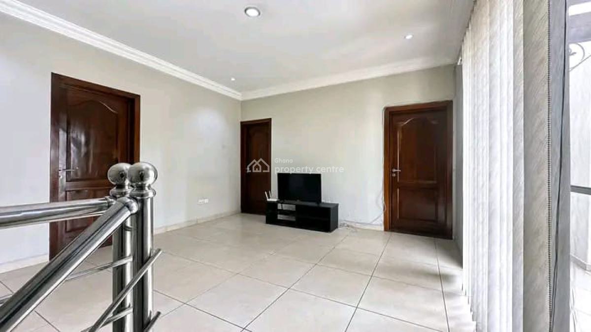 a Luxurious Fully Furnished 3-bedroom Townhouse @ Dzorwulu, Dzorwulu, Accra, Townhouse for Sale
