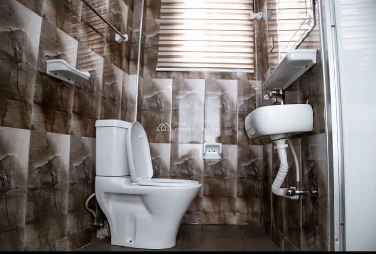 Luxurious Fully Furnished 1-bedroom Serviced Apartment @ Spintex, Spintex, Accra, Apartment Short Let