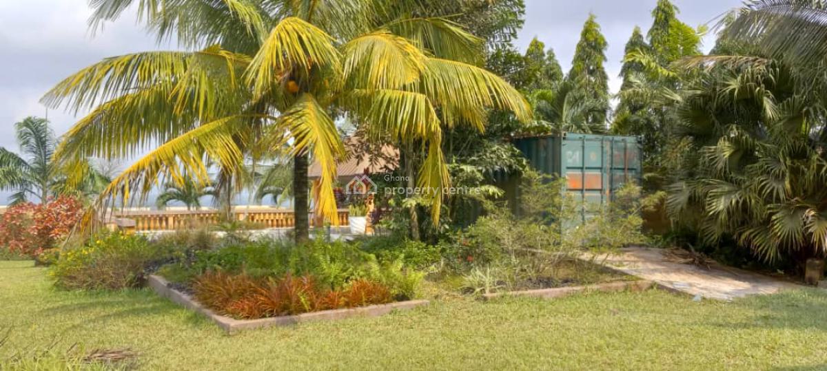 Executive 5 Bedrooms, Akuapim North, Eastern Region, House for Sale